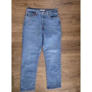 Womens Levi's Wedgie Straight